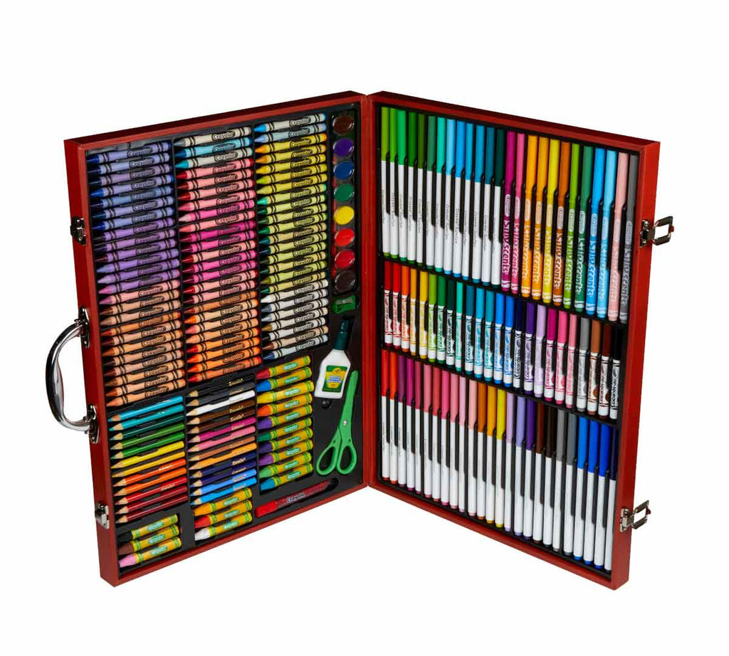 Crayola Masterworks Art Case  Over 200 Pieces