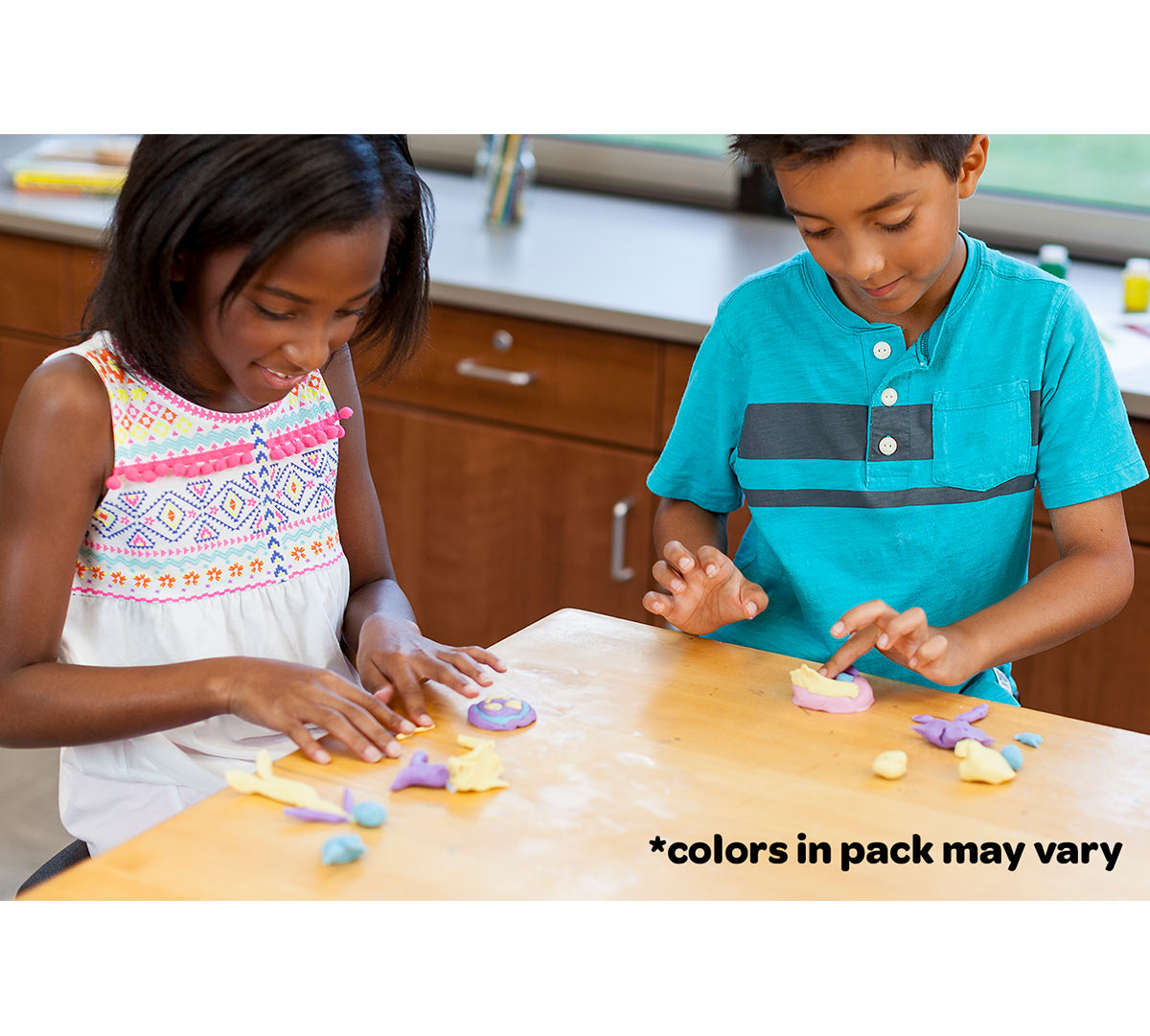Model Magic 2lb Resealable Bucket Pastels