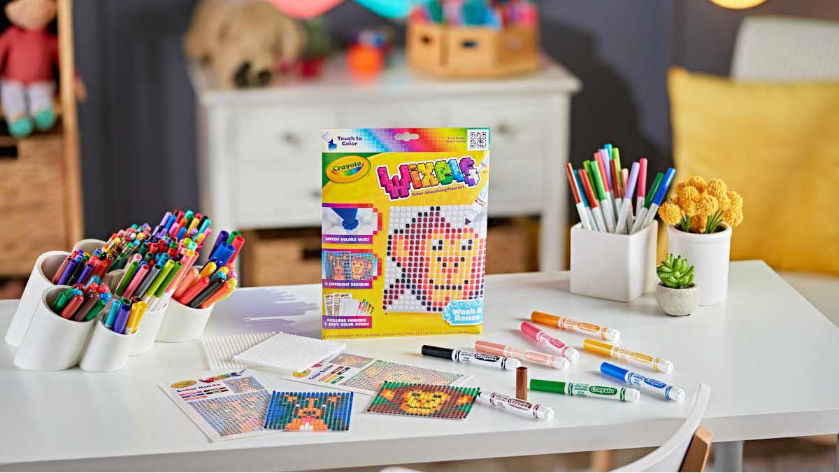 Wixels Animals Activity Kit Pixel Art Coloring Set