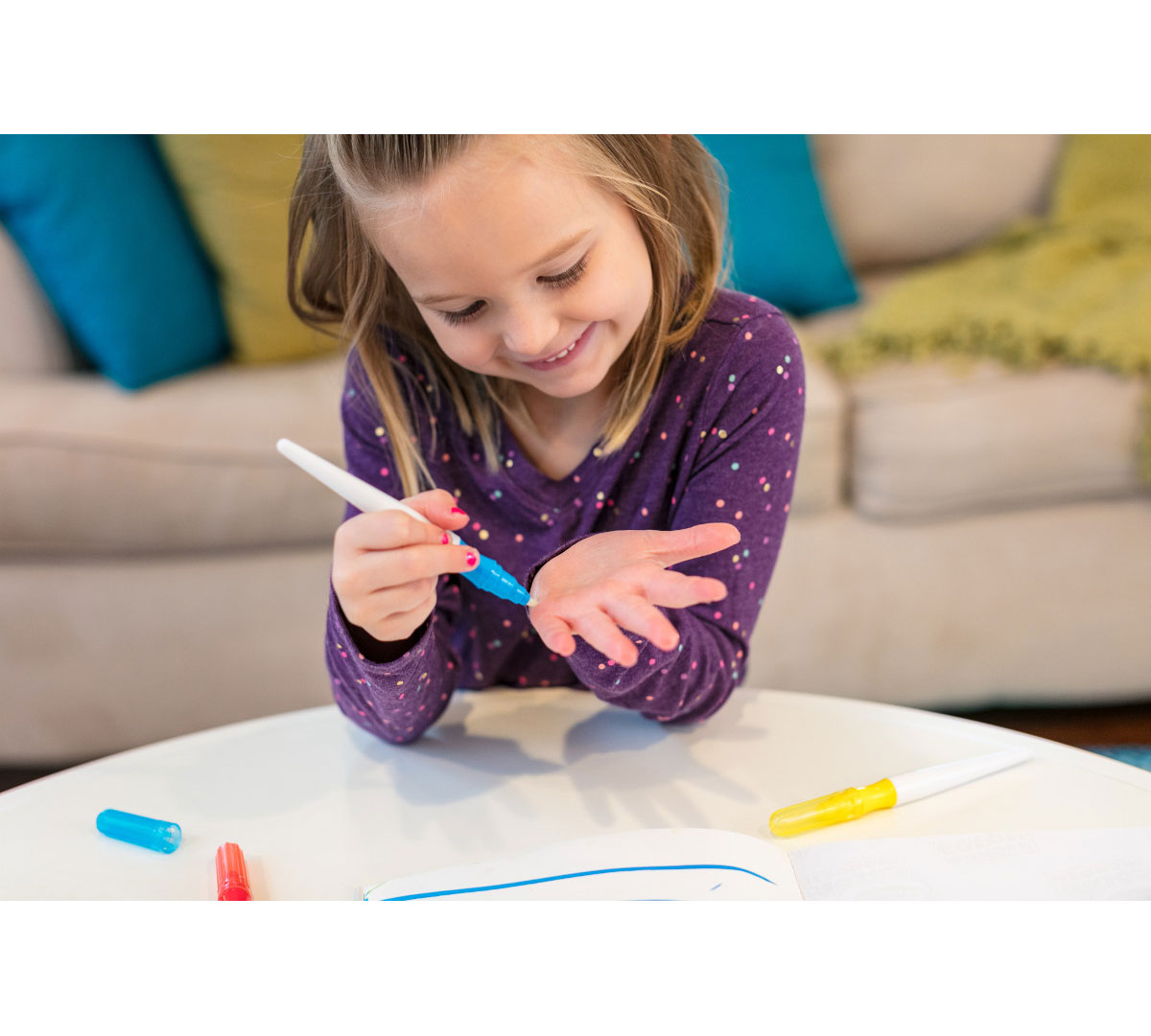 Color Wonder Mess Free Paintbrush Pens &amp; Paper 