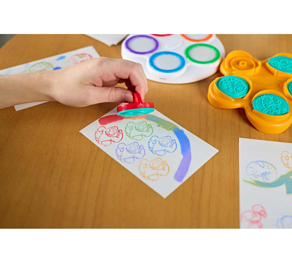 Color Wonder Mess Free Fingerpainting &amp; Stamper Kit
